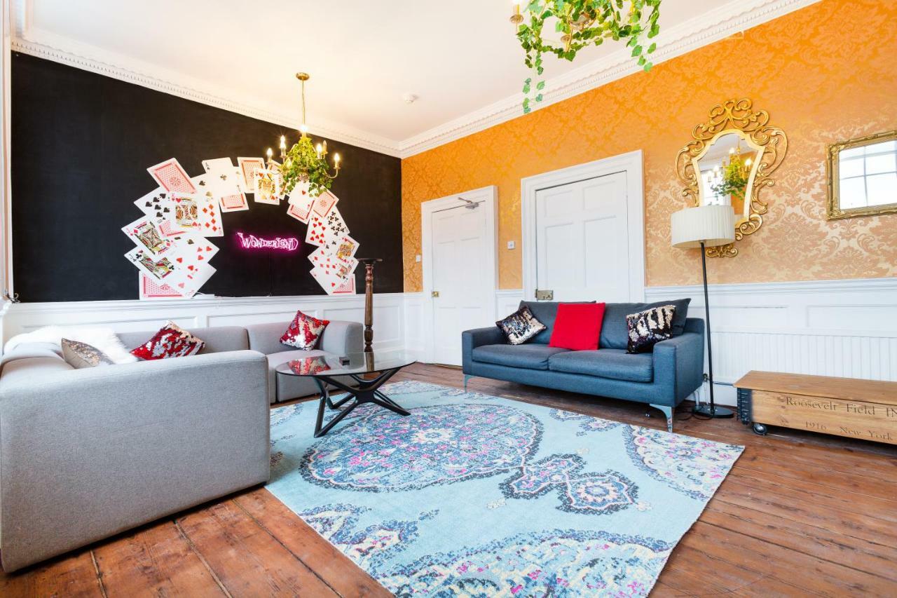 The Wonderland Townhouse - Alice In Wonderland 7Bdr Home Μπαθ Εξωτερικό φωτογραφία