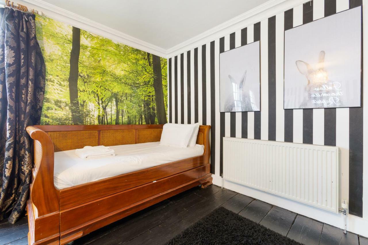 The Wonderland Townhouse - Alice In Wonderland 7Bdr Home Μπαθ Εξωτερικό φωτογραφία