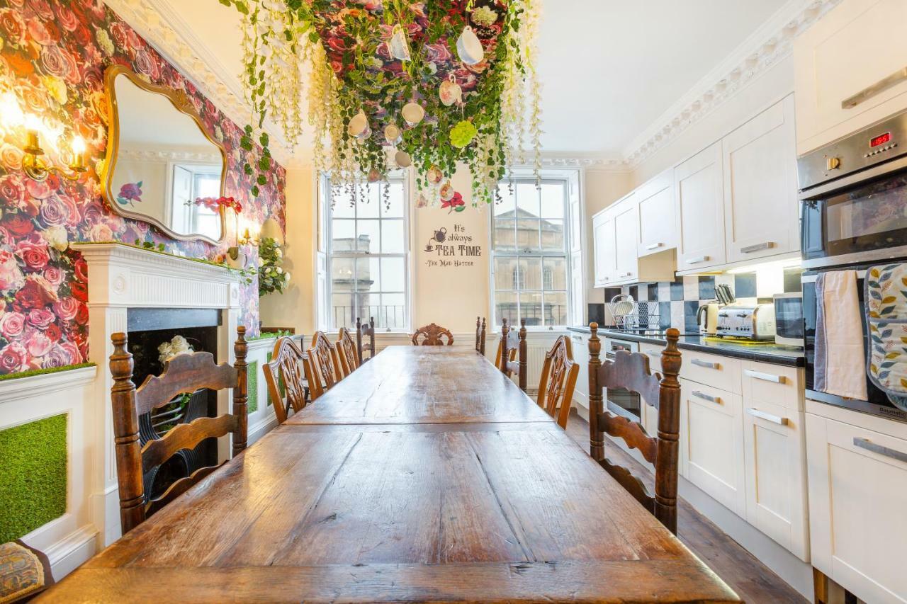 The Wonderland Townhouse - Alice In Wonderland 7Bdr Home Μπαθ Εξωτερικό φωτογραφία