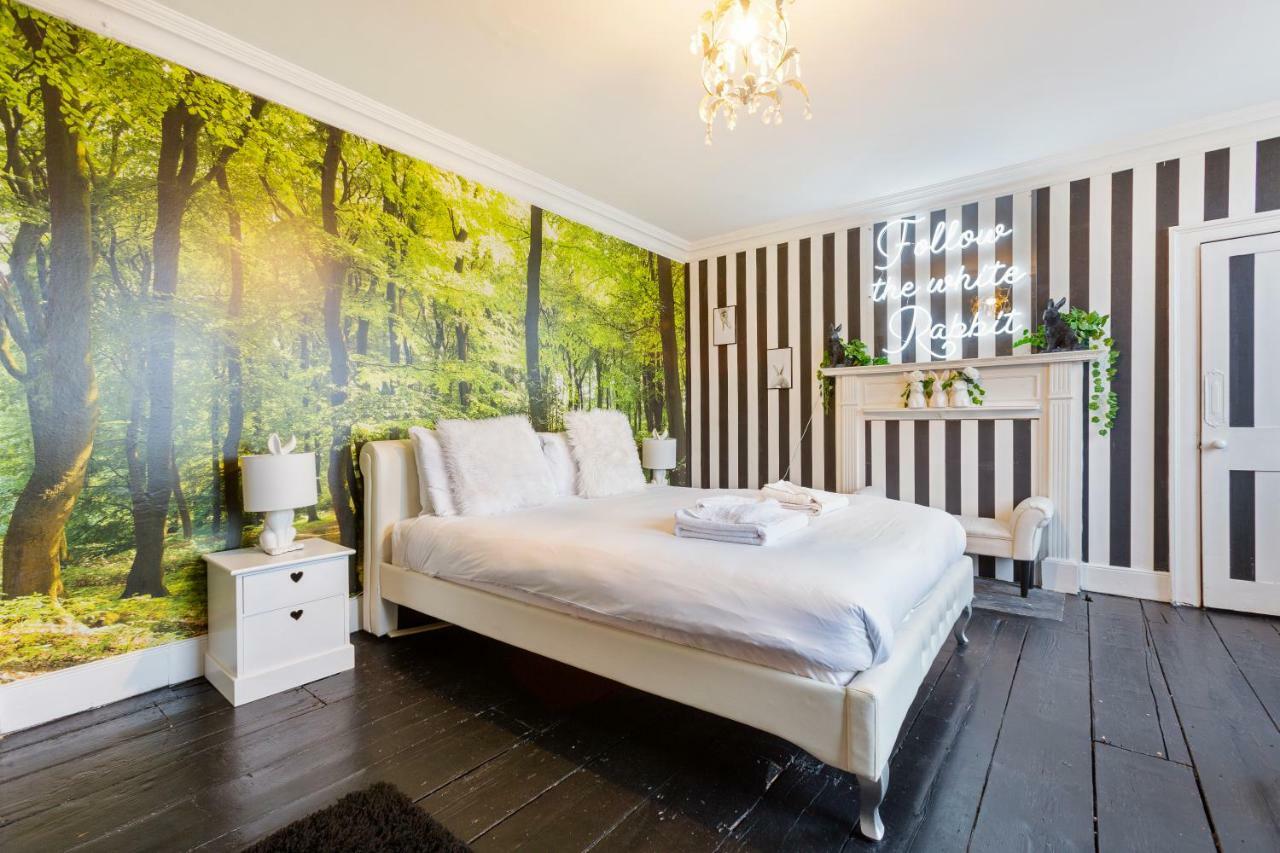 The Wonderland Townhouse - Alice In Wonderland 7Bdr Home Μπαθ Εξωτερικό φωτογραφία