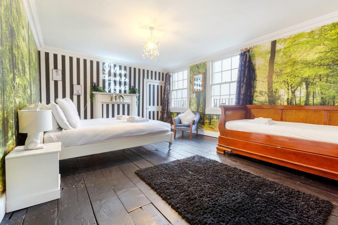 The Wonderland Townhouse - Alice In Wonderland 7Bdr Home Μπαθ Εξωτερικό φωτογραφία